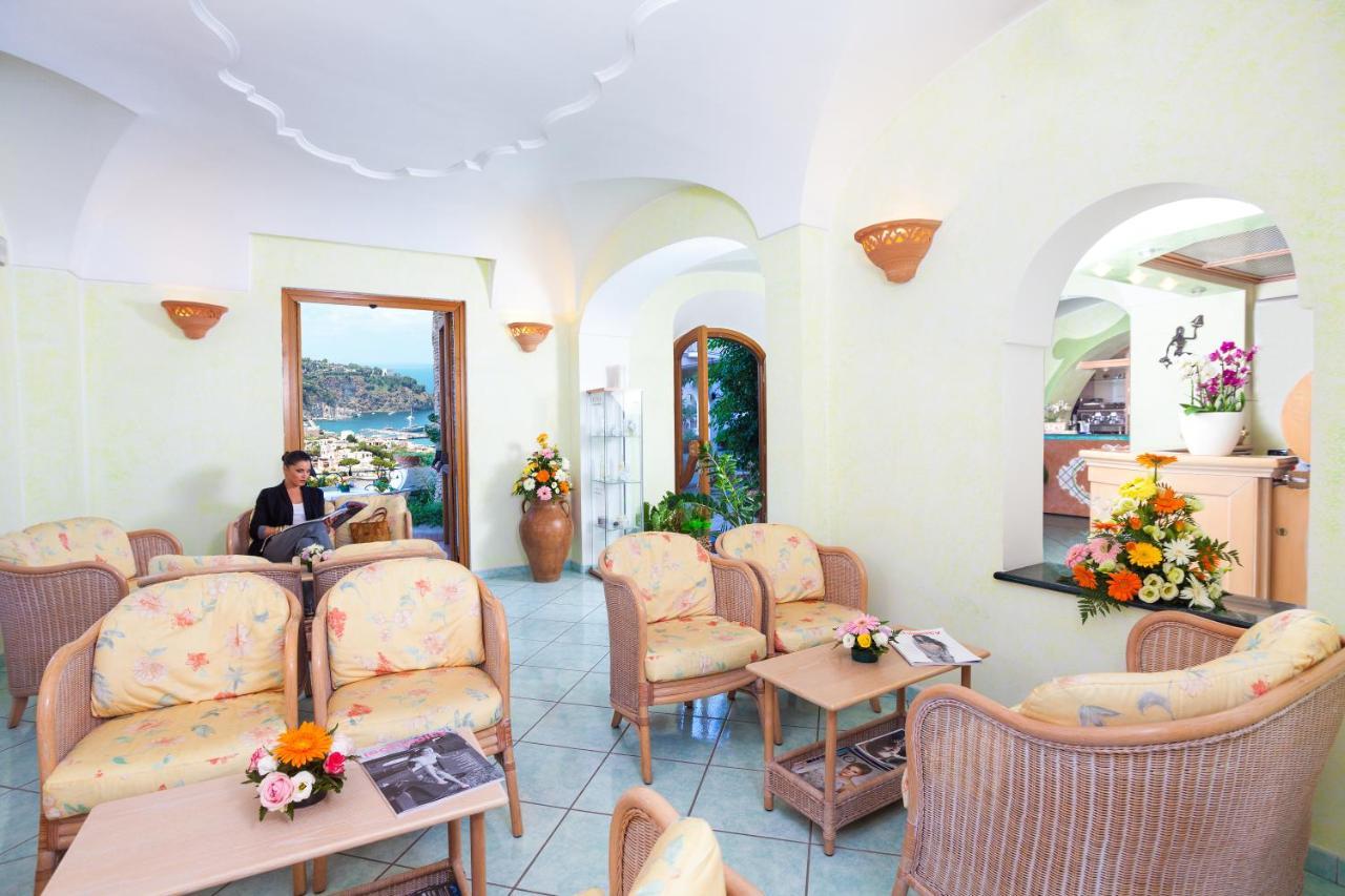 Hotel Villa Sirena - Thermae & Spa Ischia Exterior photo